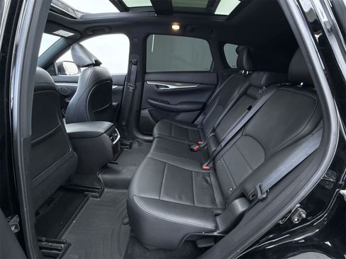 Used 2022 INFINITI QX50 Luxe w/ Appearance Package image 40