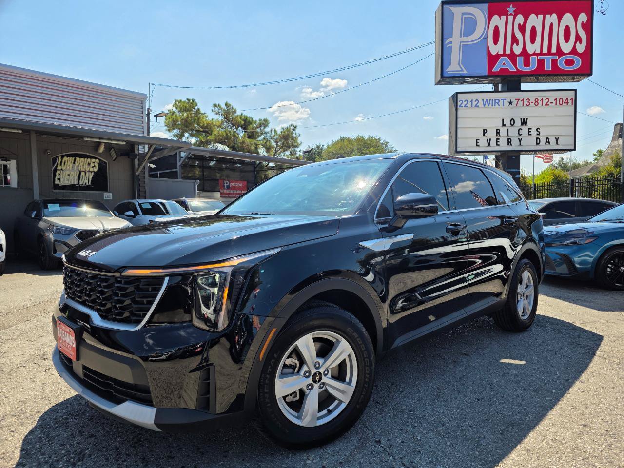Used 2025 Kia Sorento LX FWD image 1
