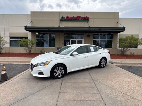 Used 2020 Nissan Altima 2.5 S FWD image 1