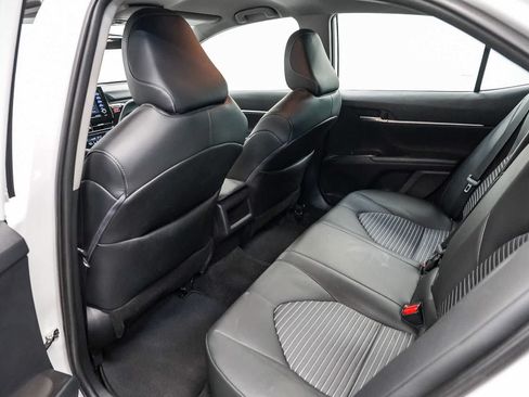 Used 2024 Toyota Camry SE FWD image 18