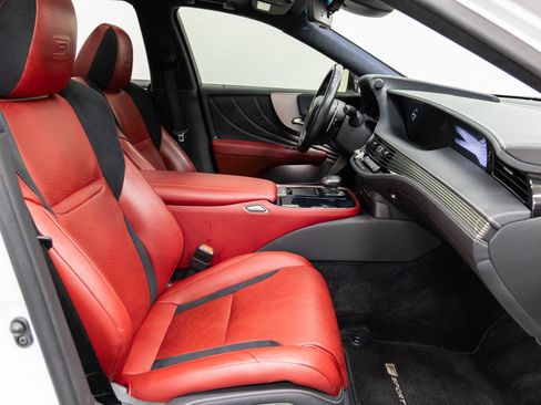Used 2020 Lexus LS 500 F Sport image 14