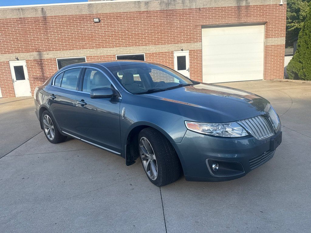 Used 2010 Lincoln MKS AWD image 3