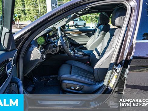 Used 2022 BMW 530i xDrive 530i xDrive w/ Convenience Package image 19