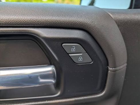Used 2019 Chevrolet Silverado 1500 LT w/ All-Star Edition AWD/4WD image 31
