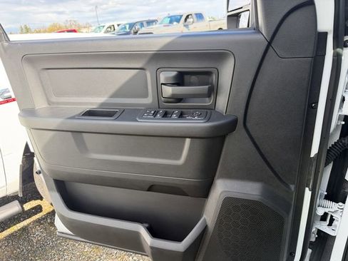 New 2026 RAM 3500 Tradesman AWD/4WD image 17