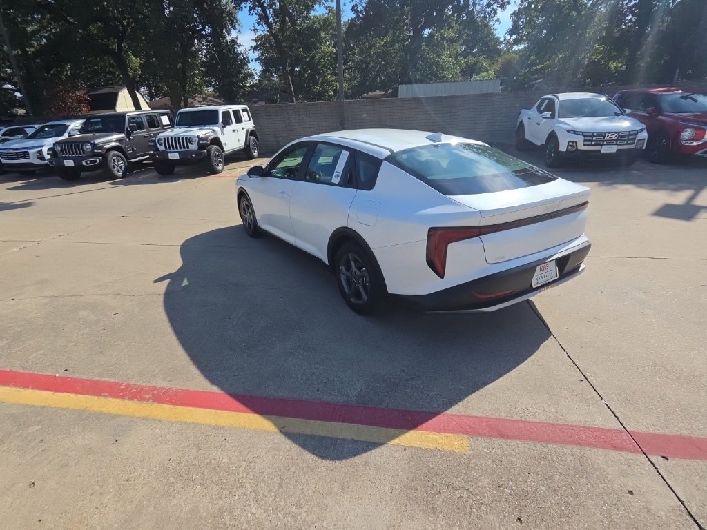 Used 2025 Kia K4 FWD image 8