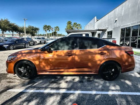 Used 2024 Nissan Sentra SR w/ SR Premium Package image 3