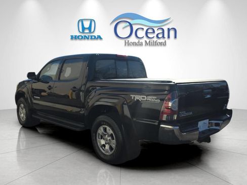 Used 2013 Toyota Tacoma 4x4 Double Cab w/ TRD Off-Road Pkg image 5