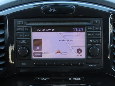 Used 2012 Nissan Juke SV image 19