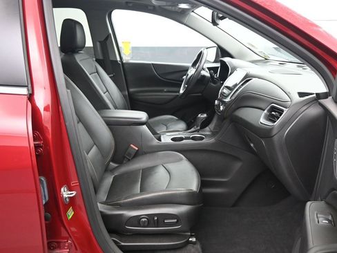Used 2020 Chevrolet Equinox Premier image 13