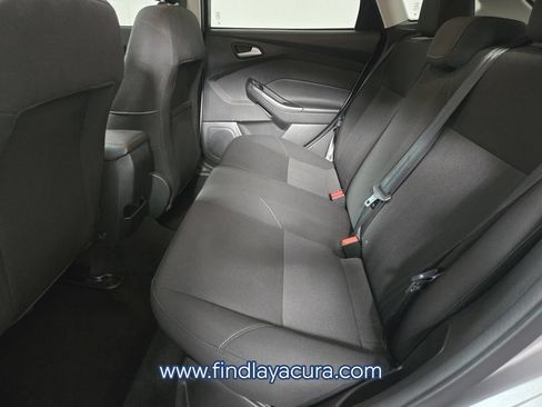 Used 2018 Ford Focus SE FWD image 13