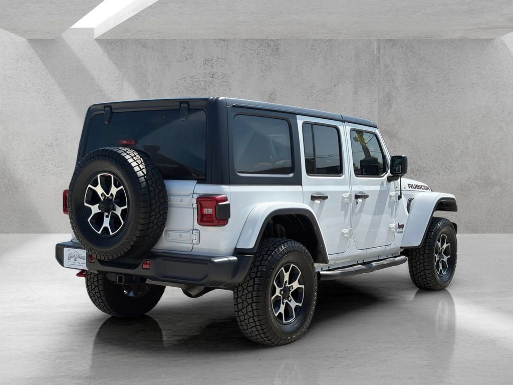 Used 2022 Jeep Wrangler Unlimited Rubicon w/ LED Lighting Group AWD/4WD image 5