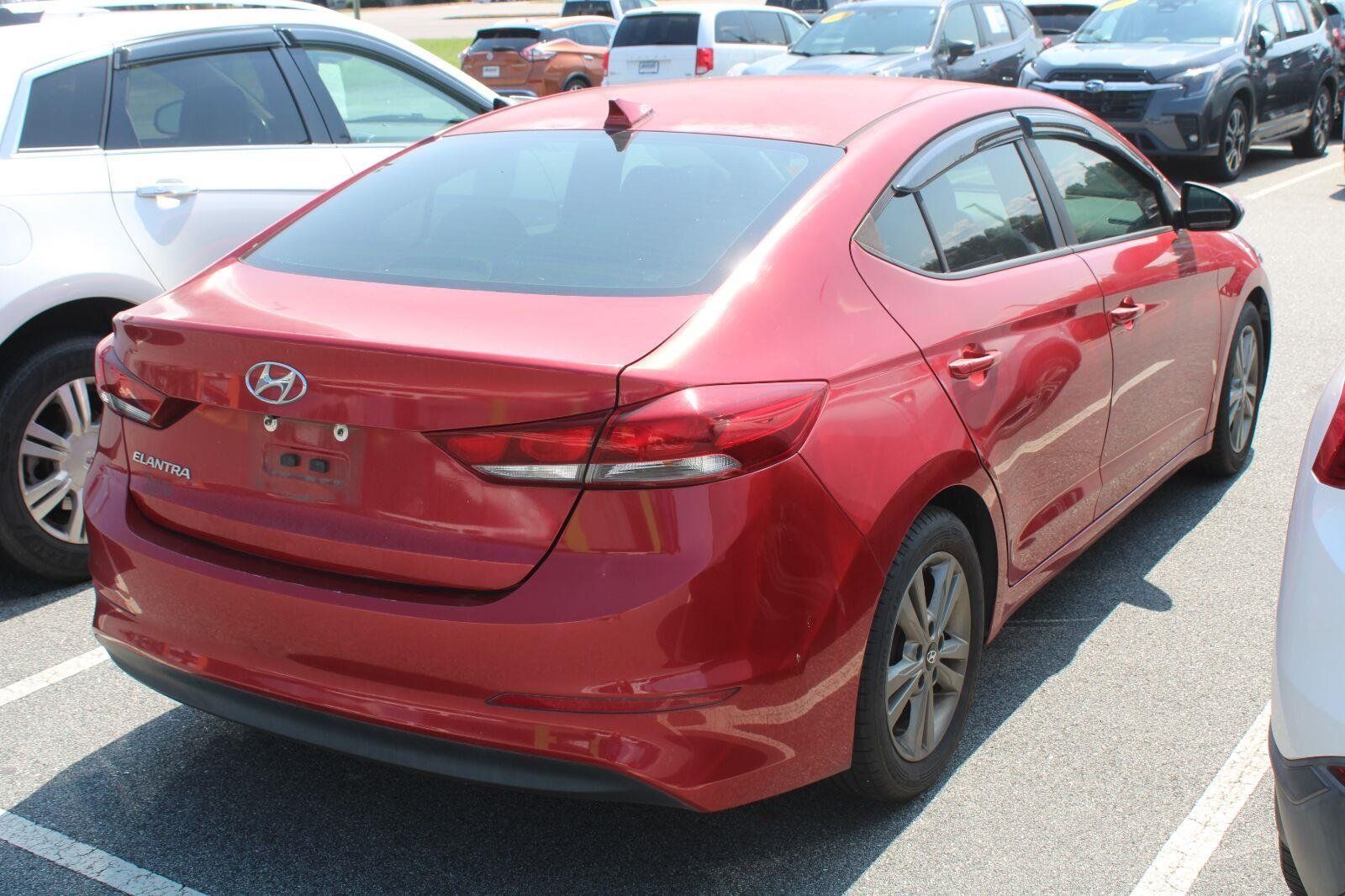 Used 2018 Hyundai Elantra SEL FWD image 4