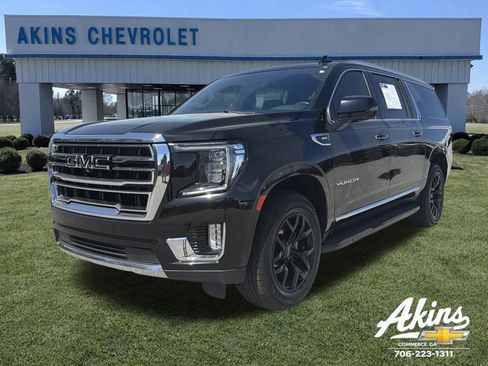 Used 2022 GMC Yukon XL SLT w/ SLT Premium Package image 1