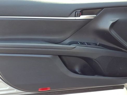 Certified 2020 Toyota Camry LE FWD image 13