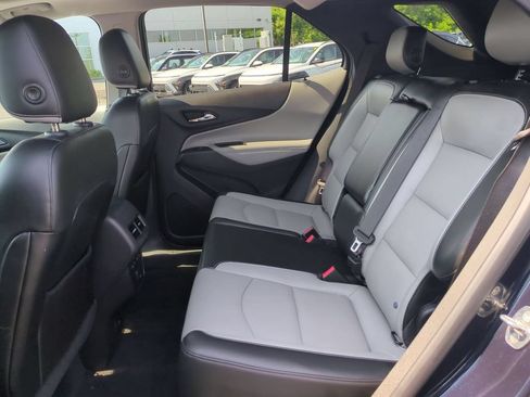 Used 2020 Chevrolet Equinox Premier AWD/4WD image 24