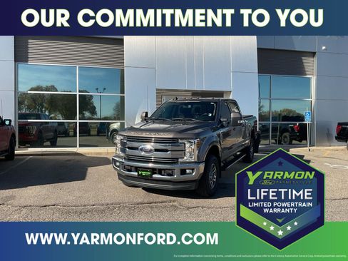 Used 2019 Ford F250 Lariat w/ Lariat Value Package image 1