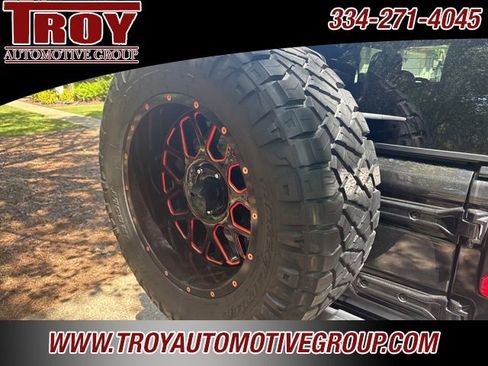 Used 2019 Jeep Wrangler Unlimited Sahara w/ Quick Order Package 24M Moab image 24