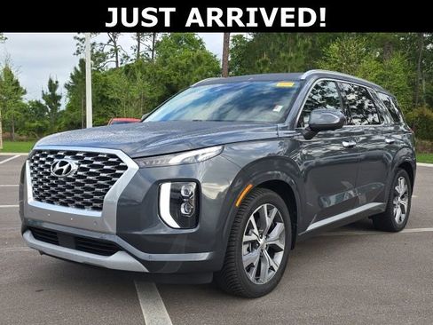 Used 2021 Hyundai Palisade Limited w/ Winter Package image 32