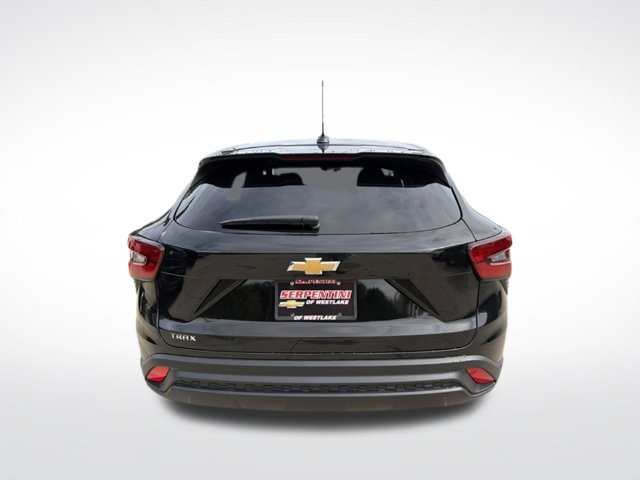 New 2026 Chevrolet Trax LS w/ LS Convenience Package FWD image 24