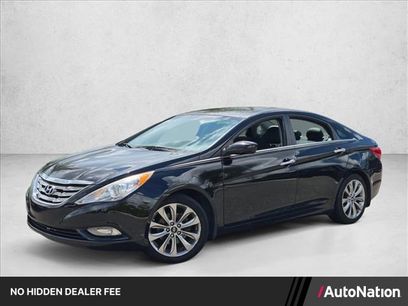Used 2012 Hyundai Sonata SE w/ Navigation & Sunroof Pkg