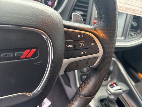 Used 2016 Dodge Challenger R/T Scat Pack w/ Leather Interior Group image 23