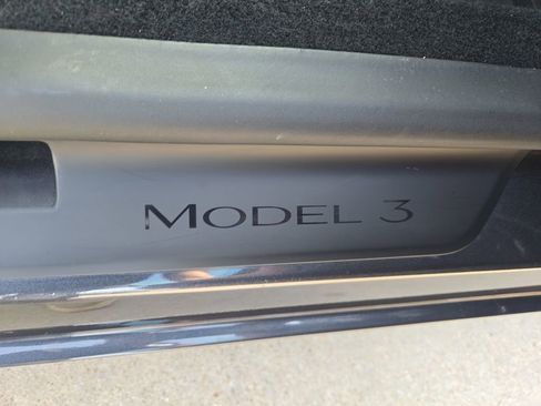 Used 2024 Tesla Model 3 Long Range RWD image 21
