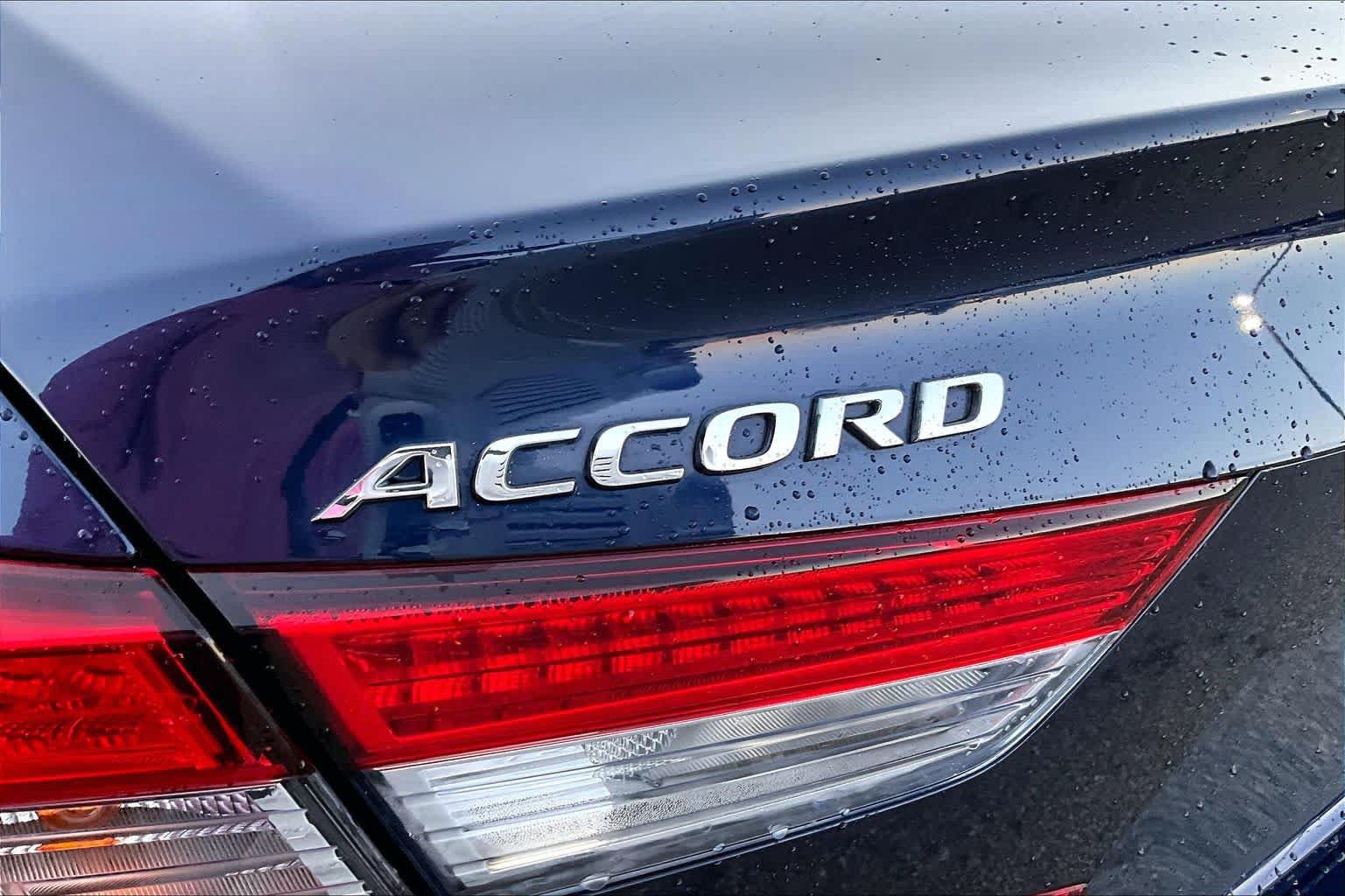 Used 2018 Honda Accord Hybrid image 33