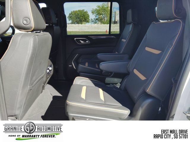 Used 2024 GMC Yukon XL AT4 w/ Technology Package AWD/4WD image 25