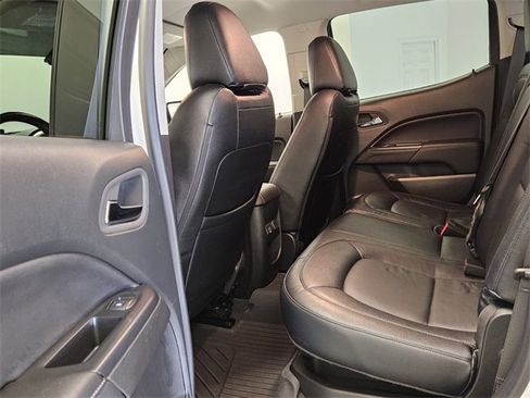 Used 2022 GMC Canyon Elevation w/ Trailering Package image 6