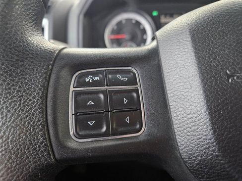 Used 2015 RAM 1500 Classic SLT AWD/4WD image 26
