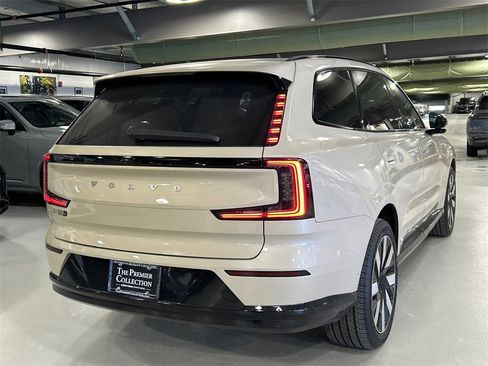 New 2025 Volvo EX90 Plus image 2