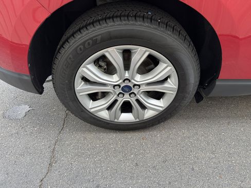 Used 2021 Ford Edge Titanium AWD/4WD image 34