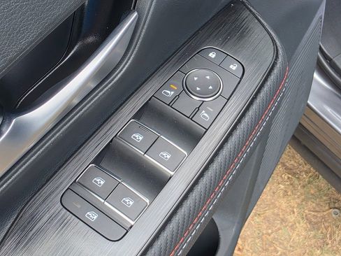 New 2026 Nissan Kicks SR w/ Cold Weather Package image 18