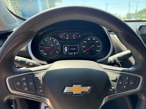 Used 2024 Chevrolet Malibu LT FWD image 18
