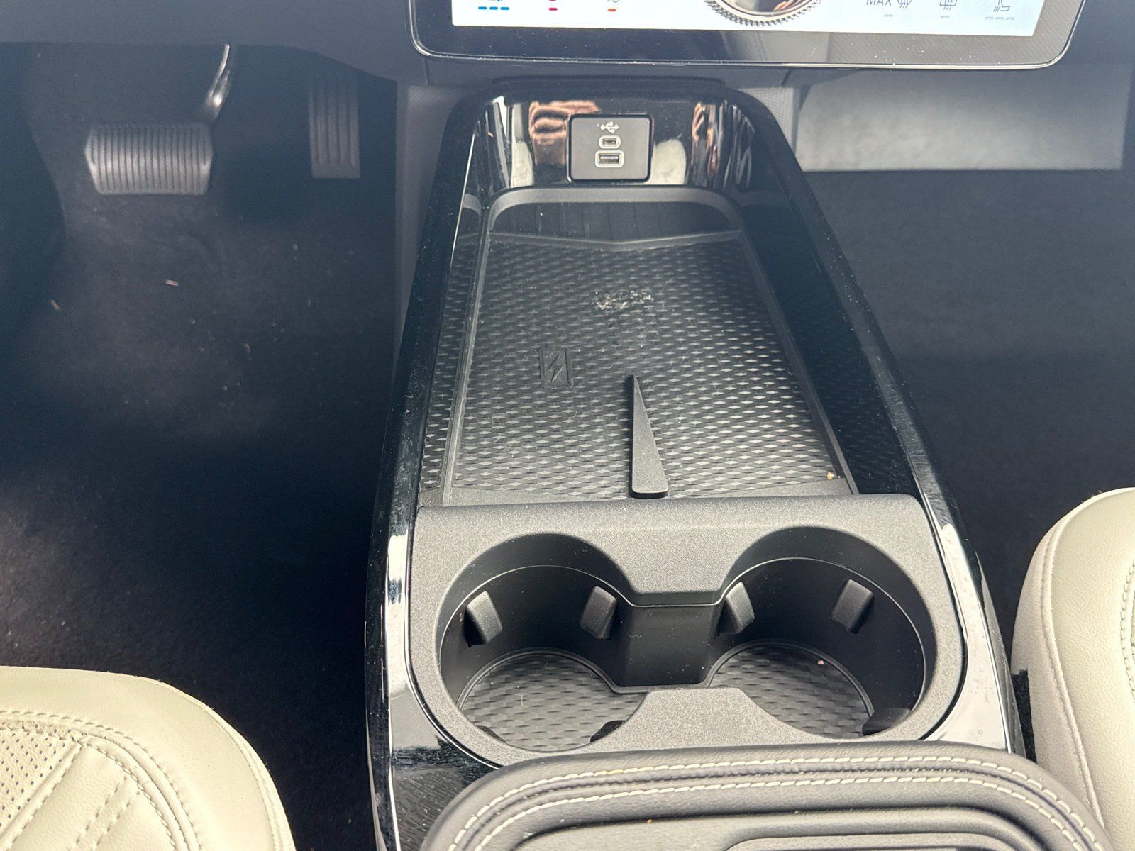 Used 2025 Ford Mustang Mach-E Premium RWD image 30