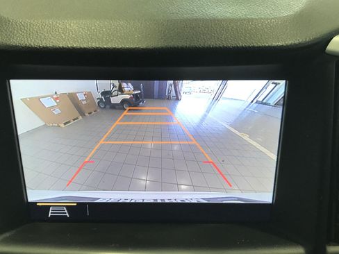 Used 2019 GMC Terrain SLT w/ Preferred Package AWD/4WD image 16