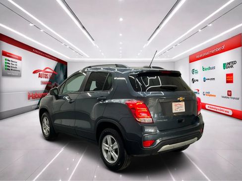 Used 2022 Chevrolet Trax LT w/ Driver Confidence Package AWD/4WD image 6