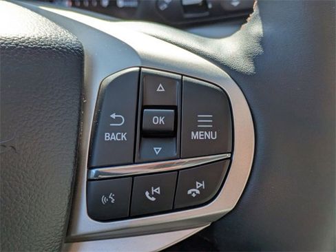 New 2026 Ford Explorer Active w/ Active Comfort Package image 17