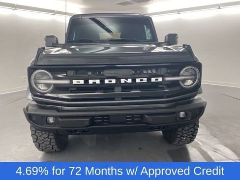 Used 2021 Ford Bronco Outer Banks image 2