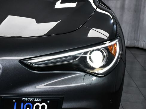 Used 2022 Alfa Romeo Stelvio Ti AWD/4WD image 78