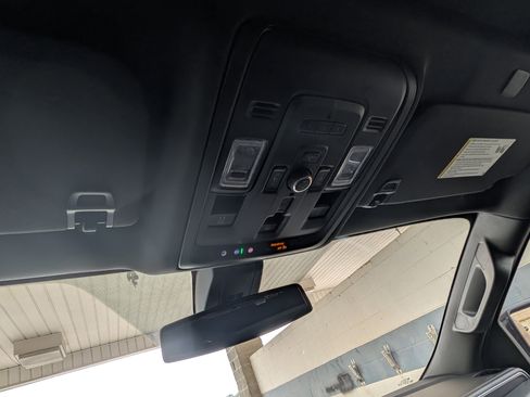 Used 2022 Chevrolet Tahoe RST w/ Luxury Package image 31