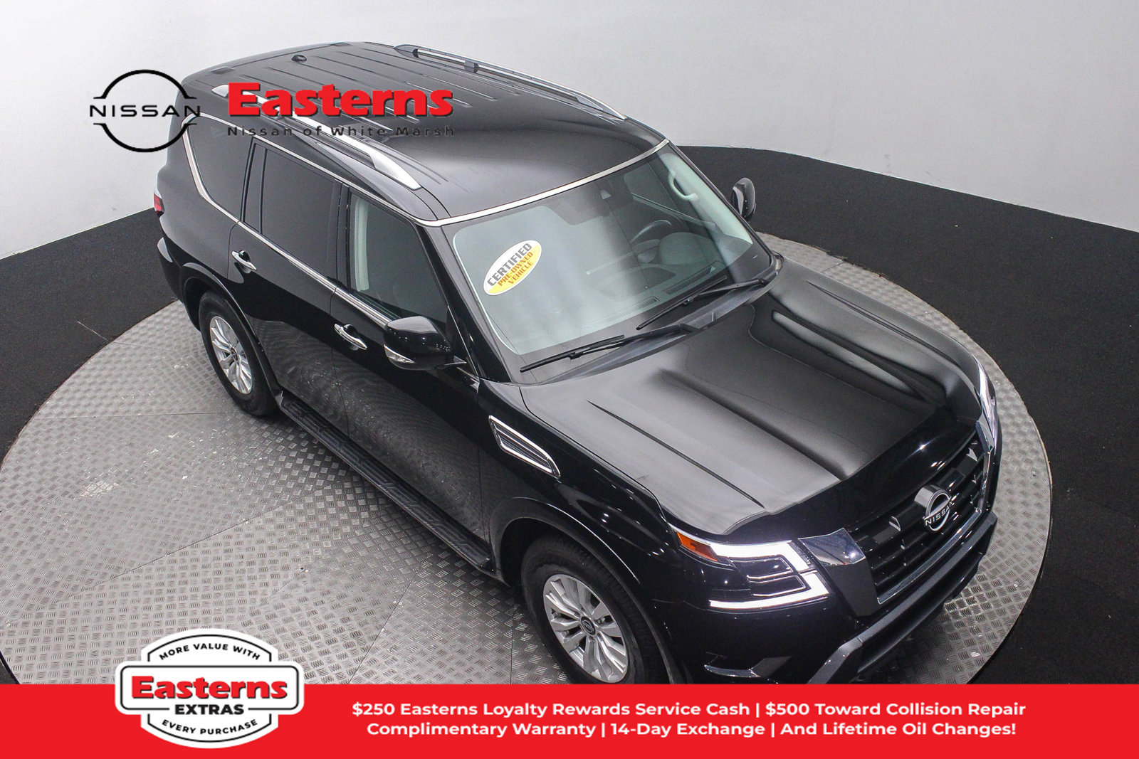 Used 2024 Nissan Armada SV RWD image 3