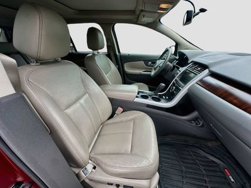 Used 2014 Ford Edge Limited w/ Equipment Group 301A FWD image 32