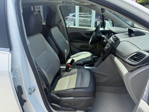 Used 2015 Buick Encore Leather w/ Experience Buick Package FWD image 15