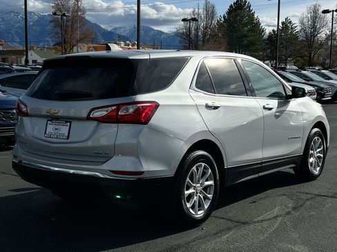 Used 2019 Chevrolet Equinox LT image 3