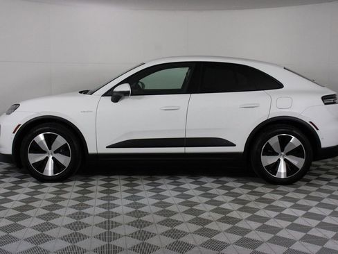 Certified 2024 Porsche Macan 4 Electric image 2