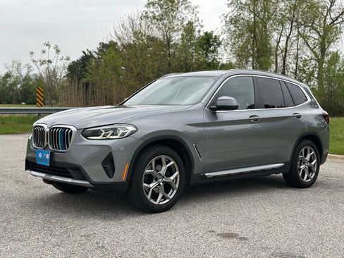 Certified 2024 BMW X3 xDrive30i w/ Premium Package w/ZPA AWD/4WD image 3