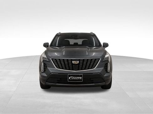 Used 2021 Cadillac XT4 Luxury w/ Cold Weather Package FWD image 2