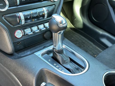 Used 2019 Ford Mustang Coupe w/ Equipment Group 101A RWD image 11
